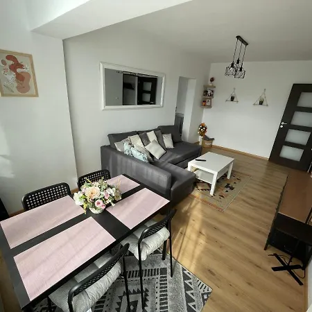 Apartament Cina Husi Exterior photo