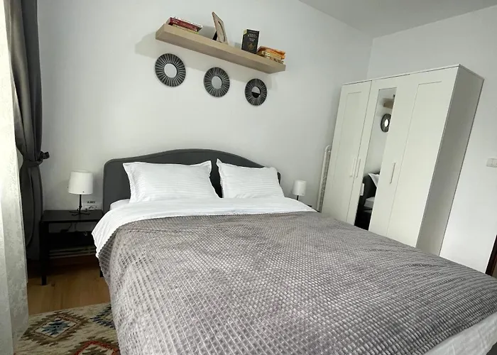 Apartament Cina