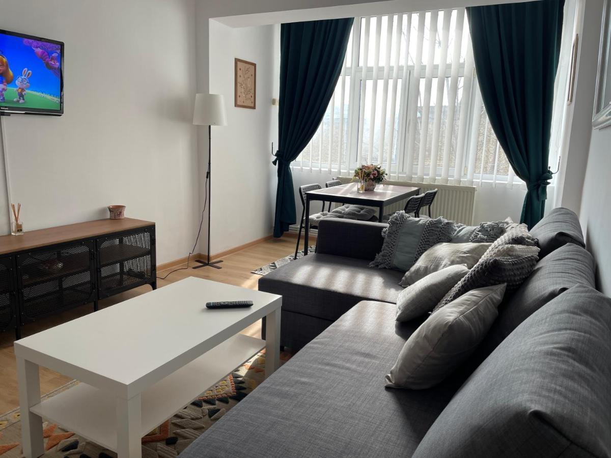 Cina Apartment Husi