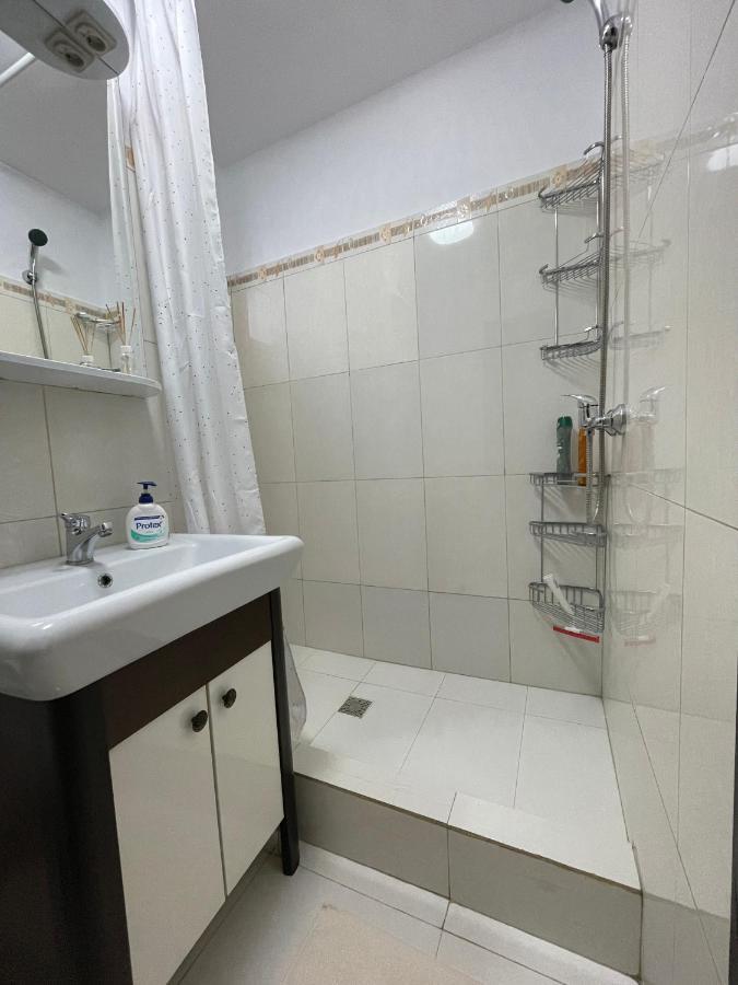 Cina Apartment *